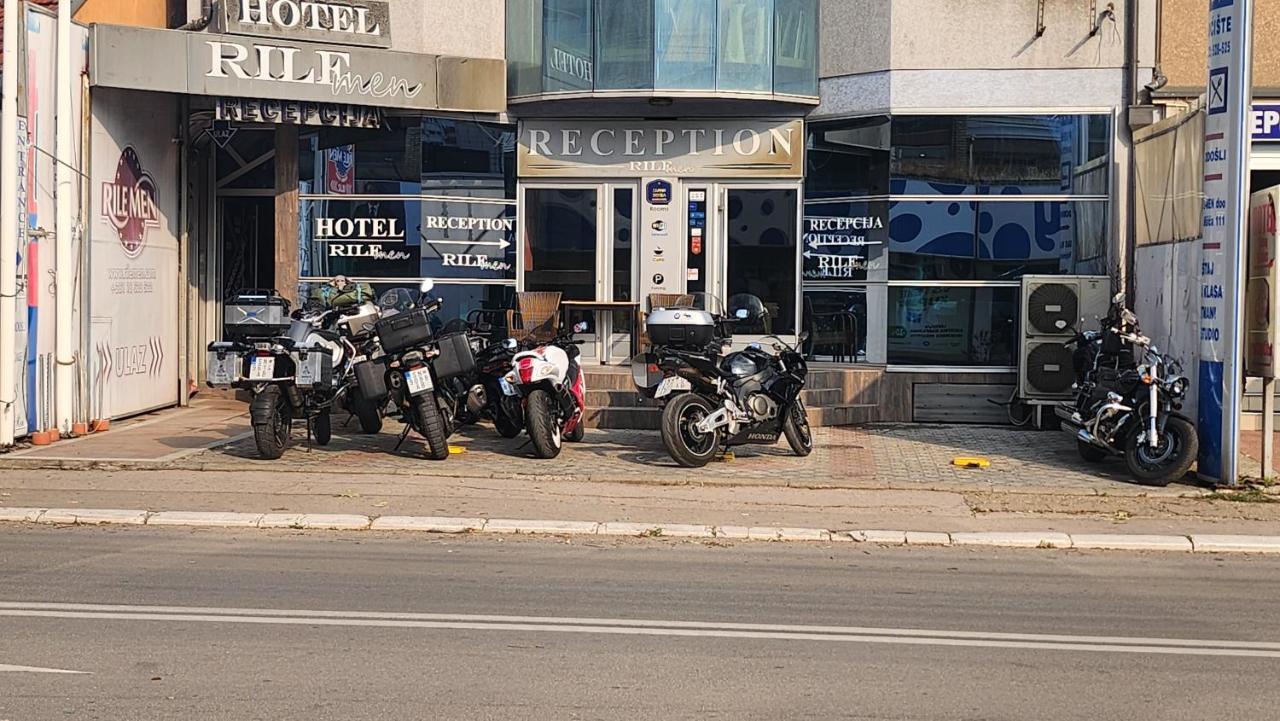 Hotel Rile Men Blue Ni Extérieur photo